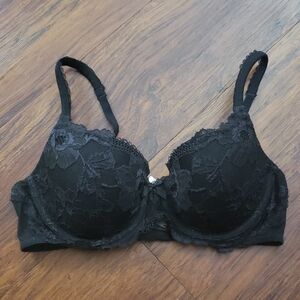 Victoria's Secret Black Lace Lined Demi Bra Size 34C